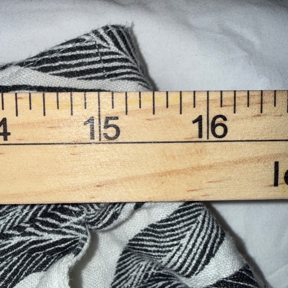 Tahari 100% Linen Wide Leg Pants Womens Size L White Black Tropical Palm Print - Picture 5 of 7
